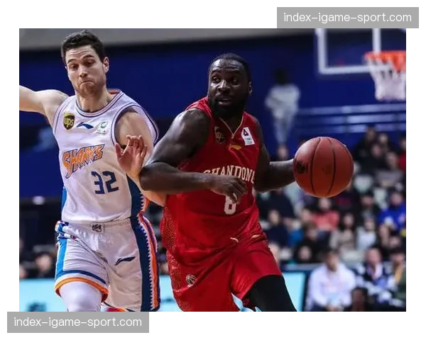 联邦快递杯积分榜季后赛席位争夺进入白热化，百名开外球员做最后冲刺